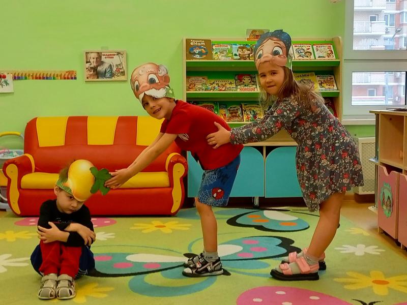 театрализованная игра "Репка" герои сказки тянут репку